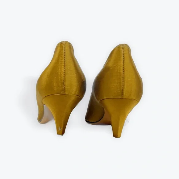 Vintage Yves Saint Laurent Satin Kitten Heel Pumps. Size 7. - Picture 5 of 7